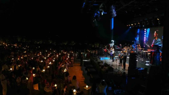 Gipsy Kings by Andre Reyes ve ASH, Didim'de sahne aldı