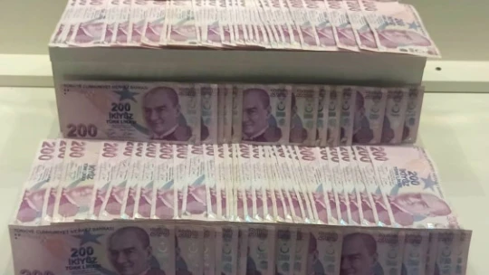 Girdikleri evden 70 bin TL'lik ziynet eşyası çalan hırsızlar tutuklandı