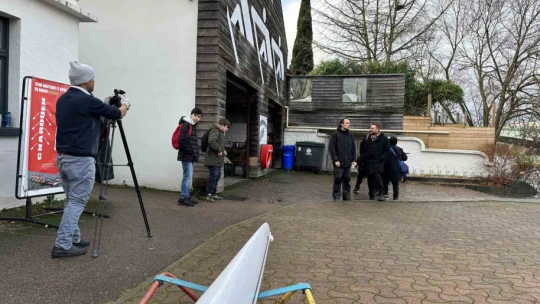 Göçmen çocuklarla çekilen filmin galası Fransa'da yapıldı
