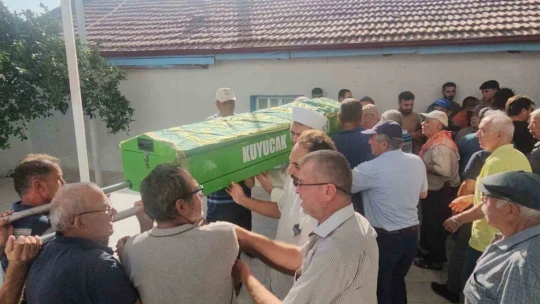 Göçük altında kalarak hayatını kaybeden Ahmet Güney son yolculuğuna uğurlandı