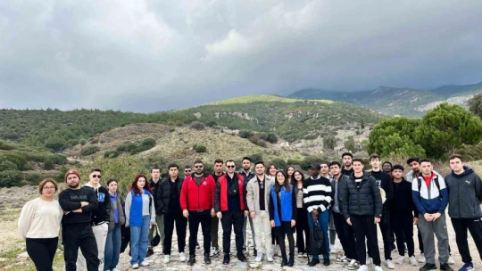 Gönüllü gençler, Anadolu'nun Pompei'sini gezdi