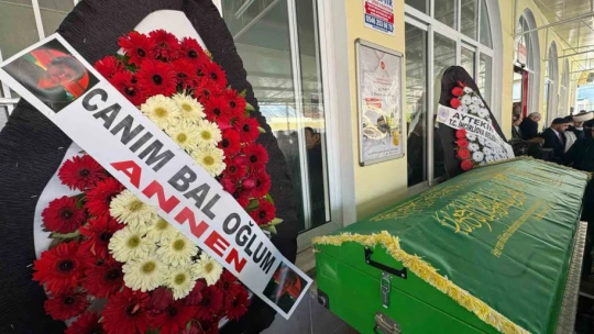 Haiti'de hayatını kaybeden Aydınlı genç, İncirliova'da toprağa verildi