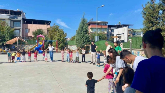 Hakemlerden çocuk evlerine anlamlı ziyaret