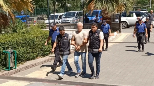 Hakkında 40 yıl hapis cezası bulunan şüpheli, kovalamaca sonucu yakalandı