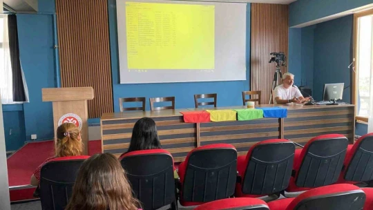 Hastane personeline hijyen ve güvenlik eğitimi verildi