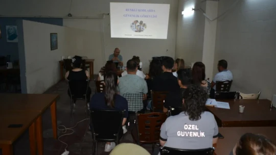 Hastane personellerine eğitim verildi