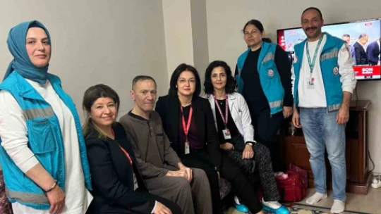 Hastane yöneticileri evde tedavi gören hastaları yalnız bırakmadı
