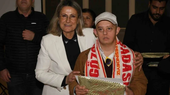 Hayallerindeki mesleğe yapay zeka ile kavuştular
