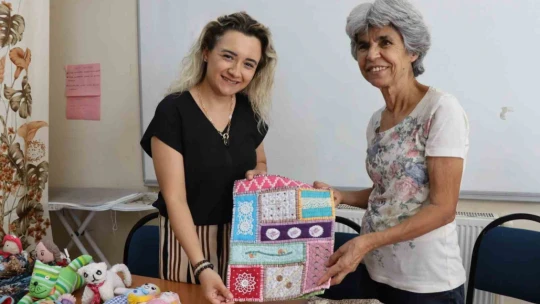 Hem üretiyorlar hem de sosyal sorumluk projelerine katkı sağlıyorlar