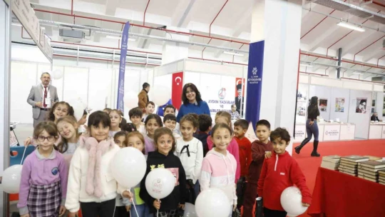 Her yaştan vatandaş Aydın Kitap Fuarı'nda buluşuyor