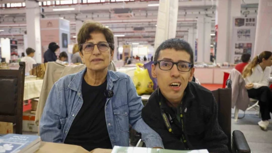Her yaştan vatandaş Aydın Kitap Fuarı'nda buluşuyor