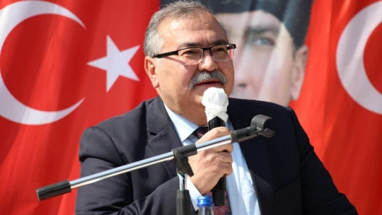 Aydın'da 'Eşitlik' heykeli törenle açıldı