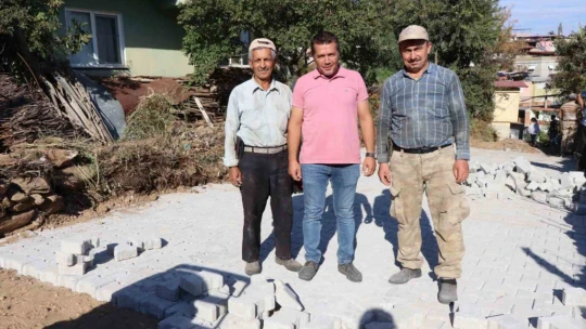 Hisarcık Mahallesi'nde okul yolu yenilendi