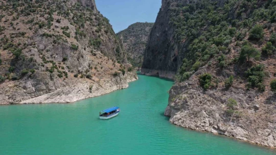 İç turizmin gözdesi: 'Arapapıştı Kanyonu'
