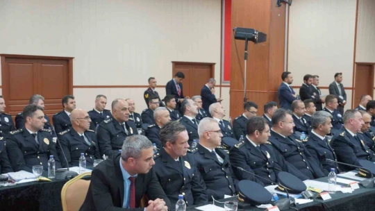 İçişleri Bakanı Yerlikaya: 'Birliğimiz beraberliğimize kardeşliğimize pusu kuran terör örgütlerine bir kuruş bile gitmemesi için çalışıyoruz'