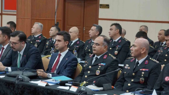 İçişleri Bakanı Yerlikaya: 'Birliğimiz beraberliğimize kardeşliğimize pusu kuran terör örgütlerine bir kuruş bile gitmemesi için çalışıyoruz'