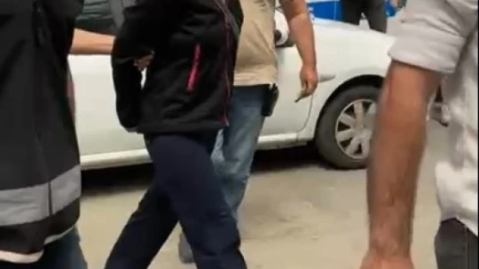 İkisi çocuk üç kişinin hayatını kaybettiği yangında cinayet şüphesi