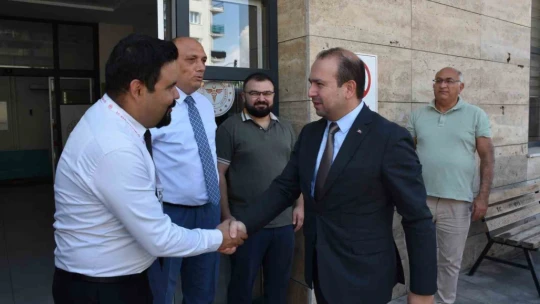 İl Sağlık Müdürü Şenkul yeni hizmete giren semt polikliniğinde incelerde bulundu