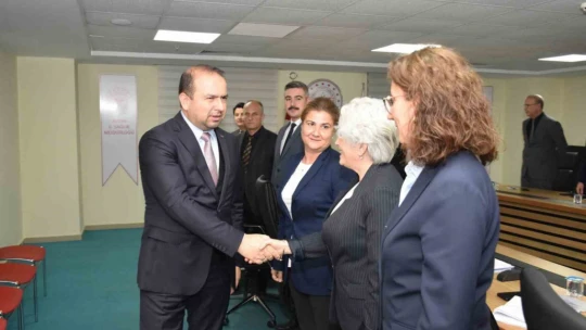 İlçelerdeki sağlık hizmetleri görüşüldü