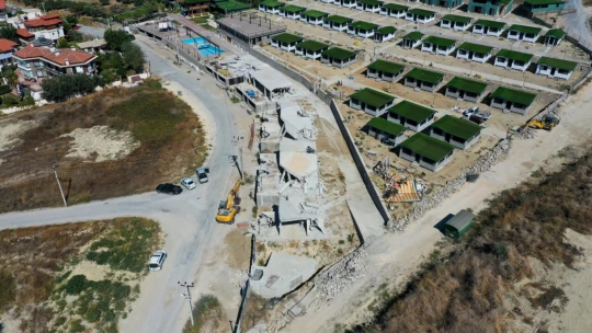 Kuşadası'nda çevre bakanlığı imar planını iptal etti