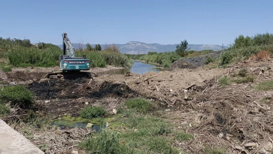 İnatçı filminin çekildiği tarihi taş köprü temizleniyor