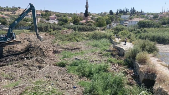 İnatçı filminin çekildiği tarihi taş köprü temizleniyor
