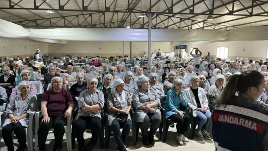 İncir fabrikasında 'madde bağımlılığı' eğitimi