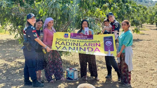 İncir hasadı yapan kadınlara KADES tanıtıldı