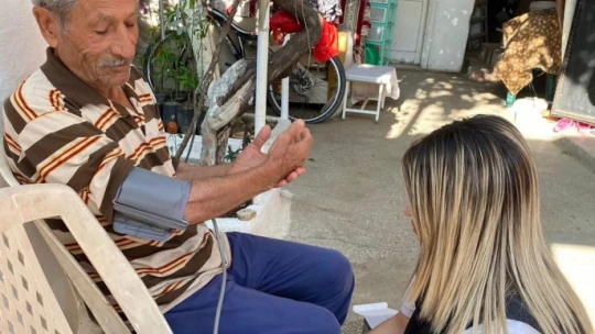 İncirliova Belediyesi Ekim ayında 445 evi ziyaret etti