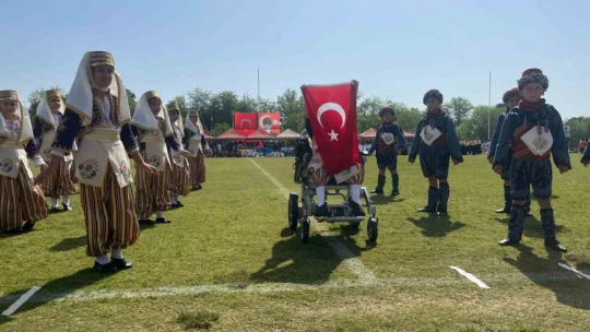 İncirliova'da 23 Nisan coşkuyla kutlandı
