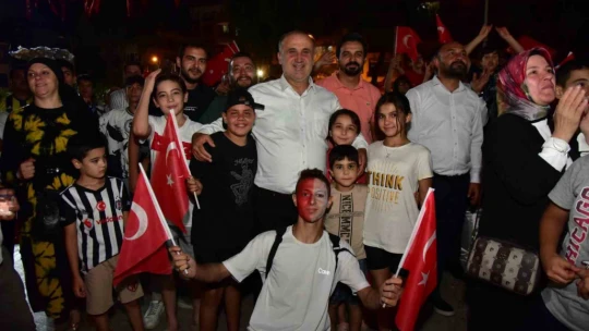 İncirliova'da çeyrek final sevinci yaşandı