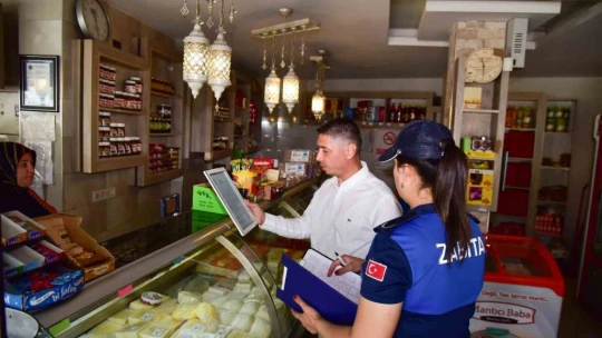 İncirliova'da dükkan ve iş yerleri denetlendi
