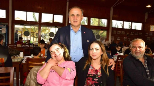 İncirliova'da engelliler Tarihi Hangar'da buluştu