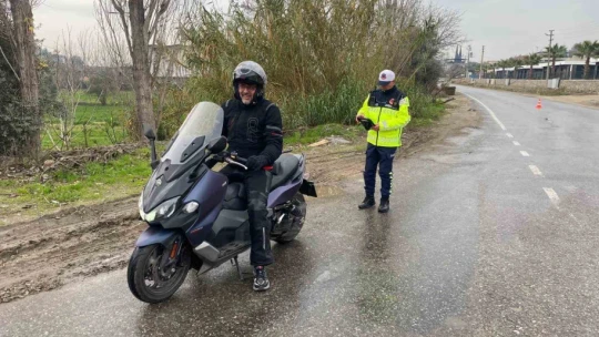 İncirliova'da jandarmadan motosiklet sürücülerine bilgilendirme