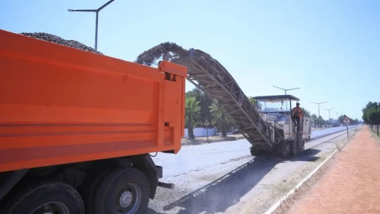 İncirliova'da karayolunda çalışmalar sürüyor