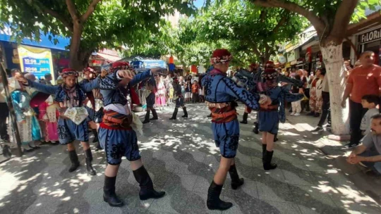İncirliova'da kursiyerler hünerlerini sergiledi