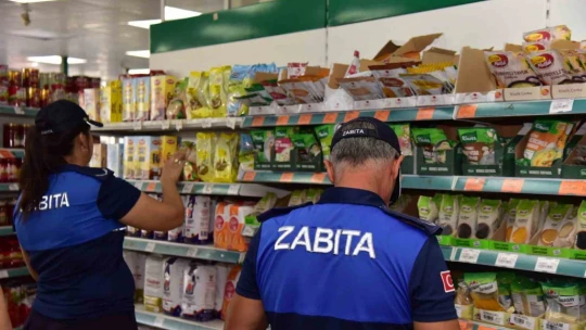 İncirliova'da tarihi geçmiş ürünlere el koyuldu