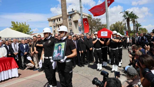 İsrail'in katlettiği Ayşenur, tekbirlerle uğurlandı