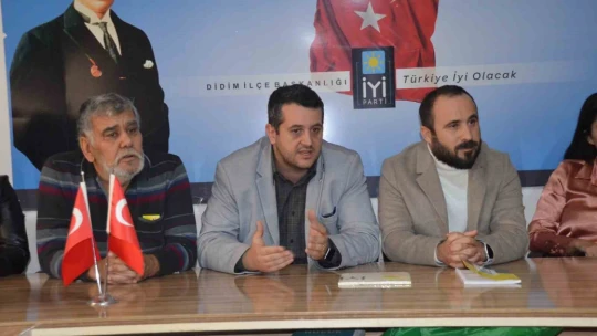 İYİ Parti'de 400 üye istifa etti