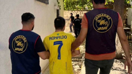 Jandarma, 6 ayda 2 bin aranan şahsı yakaladı