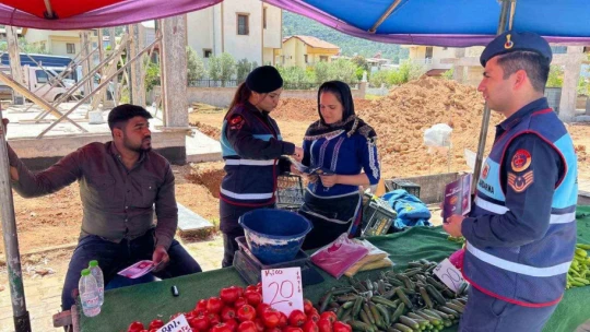 Jandarma Akbük'te bilgilendirdi