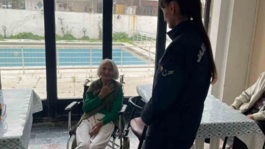 Jandarma asırlık çınarları unutmadı