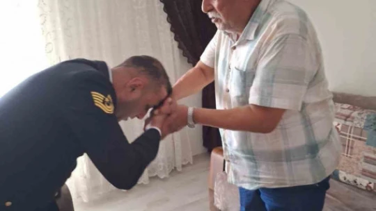 Jandarma bayramda da şehit ailelerini unutmadı