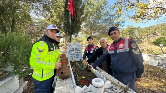 Jandarma Çine'deki şehit ailesini unutmadı