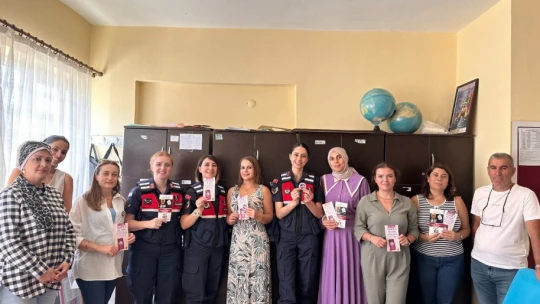 Jandarma Didimli öğrencileri bilgilendirdi