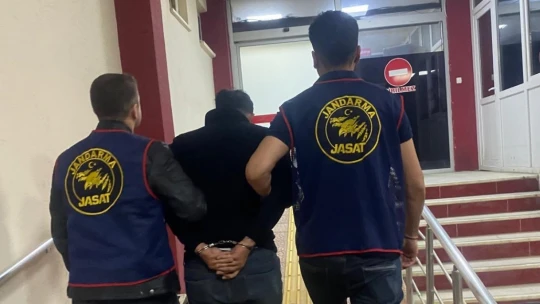 Jandarma ekipleri 4 ayda aranan bin 689 kişiyi yakaladı