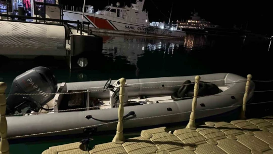 Jandarma ekipleri Kuşadası'nda 30 düzensiz göçmen yakalandı
