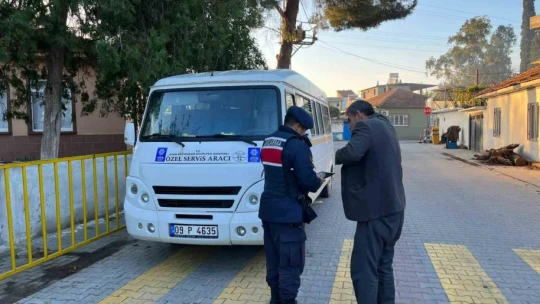 Jandarma ekipleri öğrencilere trafik eğitimi verdi
