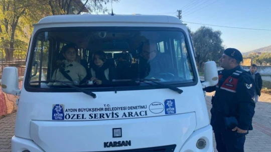 Jandarma ekipleri öğrencilere trafik eğitimi verdi