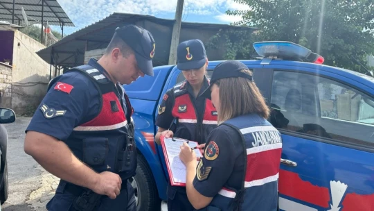 Jandarma ekipleri öğrencileri bilgilendirdi